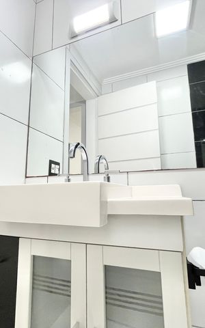 Apartamento à venda com 90m², 3 quartos e 2 vagas Apartamento à venda com 90m², 3 quartos e 2 vagasBanheiro