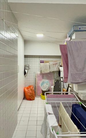 Casa de condomínio à venda com 450m², 3 quartos e 6 vagas Casa de condomínio à venda com 450m², 3 quartos e 6 vagasDeposito