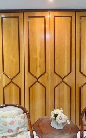 Casa de condomínio à venda com 450m², 3 quartos e 6 vagas Casa de condomínio à venda com 450m², 3 quartos e 6 vagasSuíte 3