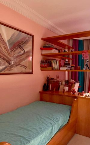 Casa de condomínio à venda com 450m², 3 quartos e 6 vagas Casa de condomínio à venda com 450m², 3 quartos e 6 vagasSuíte 1