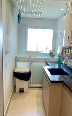 Apartamento à venda com 94m², 2 quartos e 2 vagas Apartamento à venda com 94m², 2 quartos e 2 vagasÁrea de Serviço