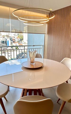 Apartamento à venda com 94m², 2 quartos e 2 vagas Apartamento à venda com 94m², 2 quartos e 2 vagasSala