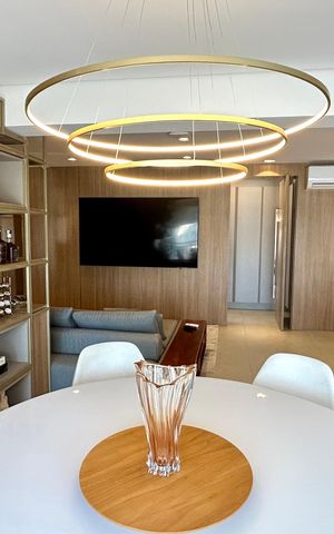 Apartamento à venda com 94m², 2 quartos e 2 vagas Apartamento à venda com 94m², 2 quartos e 2 vagasSala