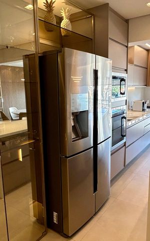 Apartamento à venda com 94m², 2 quartos e 2 vagas Apartamento à venda com 94m², 2 quartos e 2 vagasCozinha