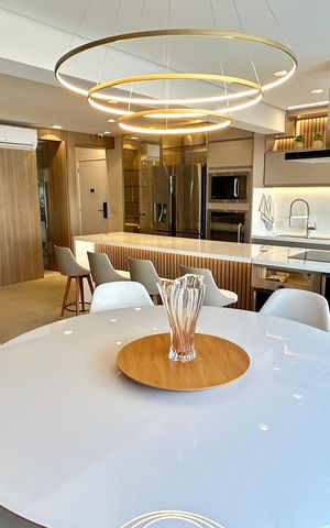 Apartamento à venda com 94m², 2 quartos e 2 vagas Apartamento à venda com 94m², 2 quartos e 2 vagasSala