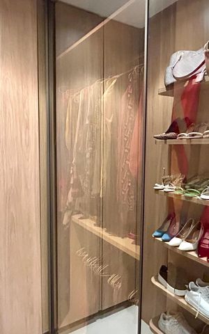 Apartamento à venda com 94m², 2 quartos e 2 vagas Apartamento à venda com 94m², 2 quartos e 2 vagasCloset da suíte 1