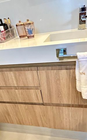 Apartamento à venda com 94m², 2 quartos e 2 vagas Apartamento à venda com 94m², 2 quartos e 2 vagasBanheiro da Suíte 2