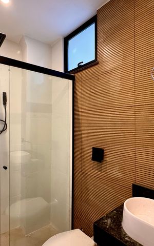 Apartamento para alugar com 80m², 3 quartos e sem vaga Apartamento para alugar com 80m², 3 quartos e sem vagaBanheiro da Suíte