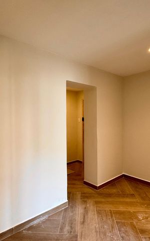 Apartamento para alugar com 80m², 3 quartos e sem vaga Apartamento para alugar com 80m², 3 quartos e sem vagaSala