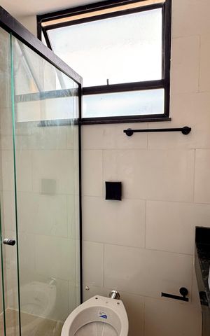 Apartamento para alugar com 80m², 3 quartos e sem vaga Apartamento para alugar com 80m², 3 quartos e sem vagaBanheiro da Suíte