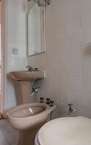 Apartamento para alugar com 90m², 3 quartos e 1 vaga Apartamento para alugar com 90m², 3 quartos e 1 vagaBanheiro