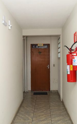 Apartamento para alugar com 80m², 2 quartos e 1 vagaÁrea comum - Saguão do andar