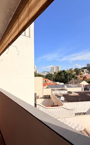 Casa à venda com 300m², 4 quartos e 6 vagasGaragem com área de Serviço 2 e varanda
