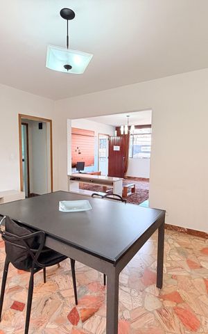 Casa à venda com 300m², 4 quartos e 6 vagasSala de Jantar