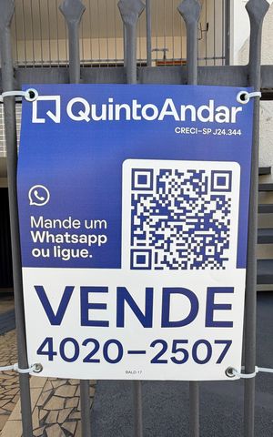 Casa à venda com 300m², 4 quartos e 6 vagasPlaquinha instalada COD BALD-17