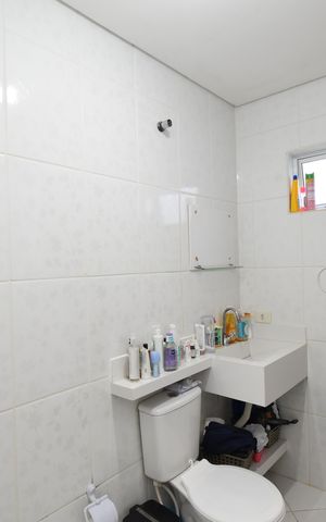 Casa de condomínio para alugar com 120m², 3 quartos e 3 vagasBanheiro Suíte