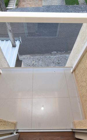 Casa de condomínio para alugar com 120m², 3 quartos e 3 vagasVaranda da Suíte