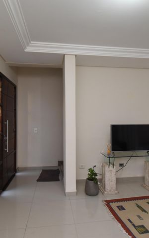 Casa de condomínio para alugar com 120m², 3 quartos e 3 vagasSala