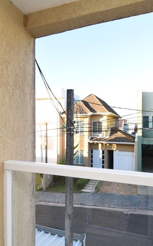 Casa de condomínio para alugar com 120m², 3 quartos e 3 vagasVaranda da Suíte