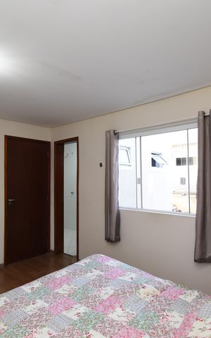 Casa de condomínio para alugar com 120m², 3 quartos e 3 vagasSuíte