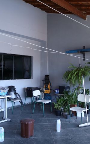 Casa para alugar com 250m², 3 quartos e 5 vagasVaranda