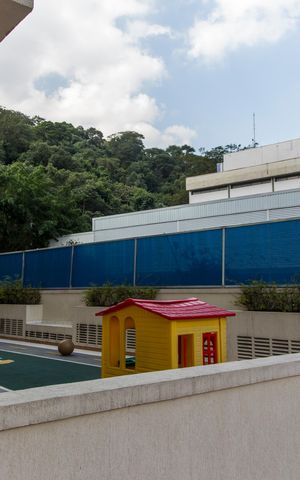 Apartamento à venda com 83m², 2 quartos e 2 vagasÁrea comum - Playground