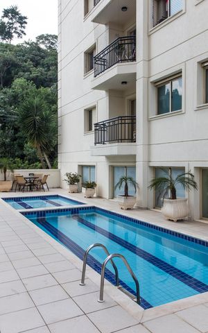 Apartamento à venda com 83m², 2 quartos e 2 vagasPiscina