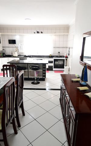Casa à venda com 115m², 3 quartos e sem vagaCozinha