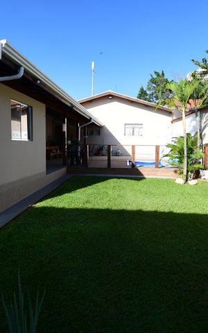 Casa à venda com 115m², 3 quartos e sem vagaJardim