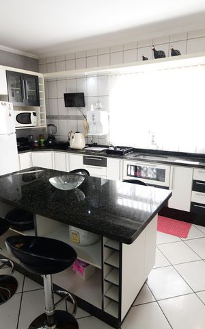 Casa à venda com 115m², 3 quartos e sem vagaCozinha