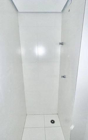 Apartamento à venda com 46m², 1 quarto e 1 vaga Apartamento à venda com 46m², 1 quarto e 1 vagaBanheiro da Suíte
