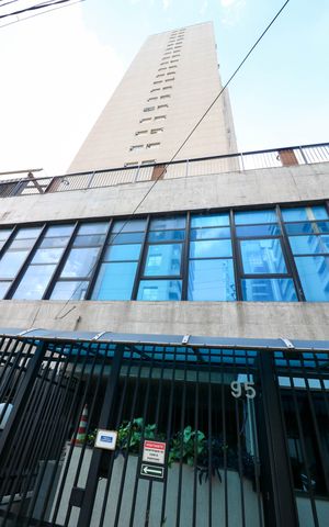 Apartamento à venda com 85m², 2 quartos e 1 vaga Apartamento à venda com 85m², 2 quartos e 1 vagaFachada