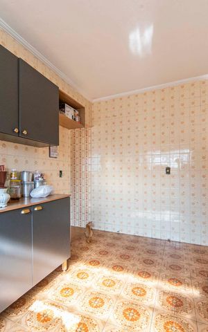Casa à venda com 234m², 3 quartos e 2 vagas Casa à venda com 234m², 3 quartos e 2 vagasCozinha