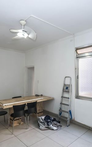 Apartamento à venda com 100m², 2 quartos e sem vagaSala