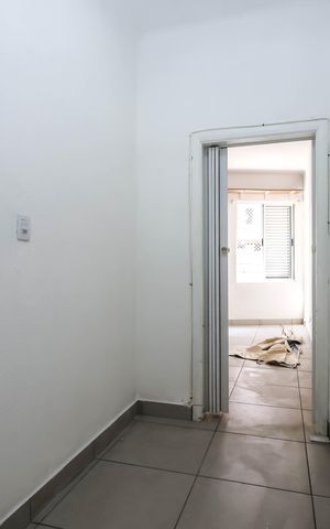 Apartamento à venda com 100m², 2 quartos e sem vagaHall