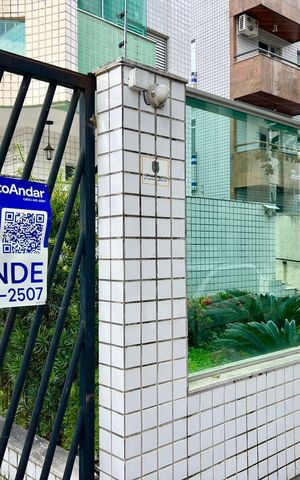 Apartamento à venda com 230m², 4 quartos e 3 vagas Apartamento à venda com 230m², 4 quartos e 3 vagasPlaca QuintoAndar