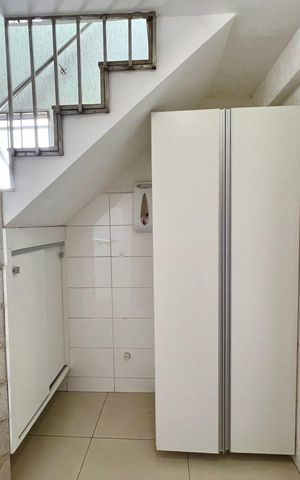 Apartamento à venda com 230m², 4 quartos e 3 vagas Apartamento à venda com 230m², 4 quartos e 3 vagasÁrea comum