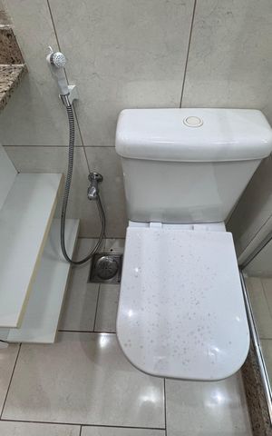 Apartamento à venda com 82m², 3 quartos e 2 vagas Apartamento à venda com 82m², 3 quartos e 2 vagasSuíte - Banheiro