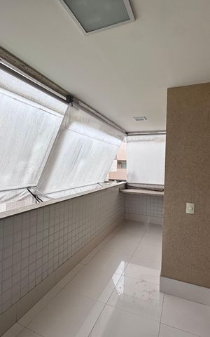 Apartamento à venda com 82m², 3 quartos e 2 vagas Apartamento à venda com 82m², 3 quartos e 2 vagasVaranda