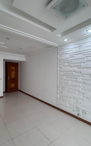 Apartamento à venda com 82m², 3 quartos e 2 vagas Apartamento à venda com 82m², 3 quartos e 2 vagasSala