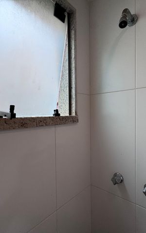 Apartamento à venda com 82m², 3 quartos e 2 vagas Apartamento à venda com 82m², 3 quartos e 2 vagasCozinha e Área de Serviço - Banheiro
