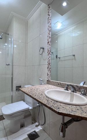 Apartamento à venda com 82m², 3 quartos e 2 vagas Apartamento à venda com 82m², 3 quartos e 2 vagasBanheiro Social