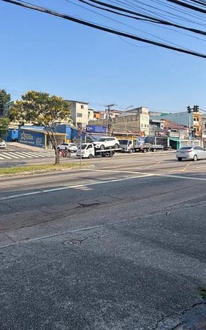 Casa à venda com 240m², 3 quartos e 2 vagasFachada 