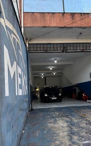 Casa à venda com 240m², 3 quartos e 2 vagasFachada 