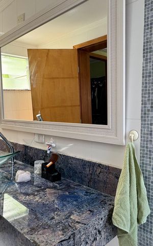 Casa à venda com 284m², 2 quartos e 2 vagas Casa à venda com 284m², 2 quartos e 2 vagasBanheiro - Suíte 1