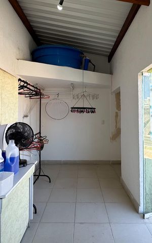 Casa à venda com 284m², 2 quartos e 2 vagas Casa à venda com 284m², 2 quartos e 2 vagasÁrea de Serviço 2
