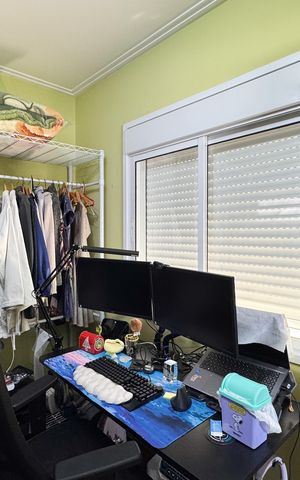 Casa à venda com 284m², 2 quartos e 2 vagas Casa à venda com 284m², 2 quartos e 2 vagasCloset - Suíte 1