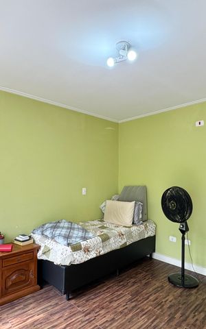 Casa à venda com 284m², 2 quartos e 2 vagas Casa à venda com 284m², 2 quartos e 2 vagasSuíte 2