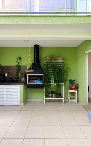 Casa à venda com 284m², 2 quartos e 2 vagas Casa à venda com 284m², 2 quartos e 2 vagasÁrea gourmet