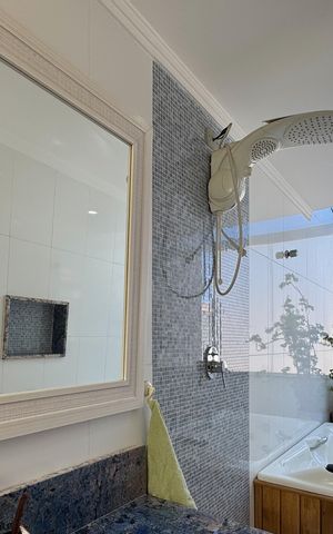 Casa à venda com 284m², 2 quartos e 2 vagas Casa à venda com 284m², 2 quartos e 2 vagasBanheiro - Suíte 1